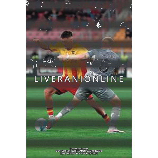 TVEM November 08, 2025 Lecce, Italy - US Lecce vs Hellas Verona - Italian soccer serie A 2025/26 - Via Del Mare Stadium. In the pic: Medon Berisha of US Lecce in action against Nicolás Valentini of Hellas Verona ©TVEM Mastrodonato Emmanuele - AGENZIA ALDO LIVERANI SAS