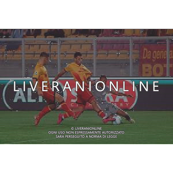TVEM November 08, 2025 Lecce, Italy - US Lecce vs Hellas Verona - Italian soccer serie A 2025/26 - Via Del Mare Stadium. In the pic: Rafik Belghali of Hellas Verona in action against Danilo Veiga of US Lecce ©TVEM Mastrodonato Emmanuele - AGENZIA ALDO LIVERANI SAS