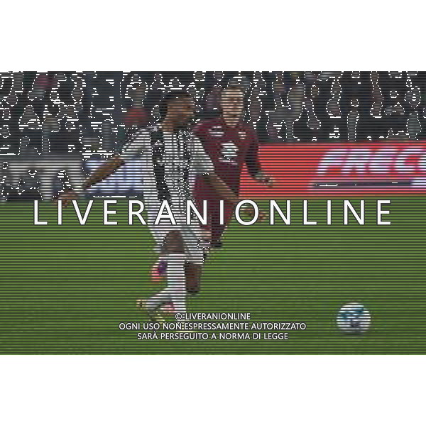 08.11.2025 Allianz Stadium TVAF-©Alessandro Falzone/Ag. Aldo Liverani sas Juventus vs Torino Campionato Serie A Enilive 2025/2026 11a giornata Nella foto: thuram-ilic ©Viganti - AGENZIA ALDO LIVERANI SAS