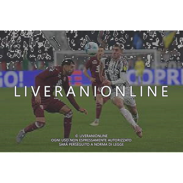 Torino 08.11.2025 Allianz Stadium @Manuela Viganti /Ag. Aldo Liverani sas Juventus vs Torino Campionato Calcio Serie A Enilive 2025/2026 11a giornata Nella foto: dusan vlahovic e guillermo maripan ©Viganti - AGENZIA ALDO LIVERANI SAS
