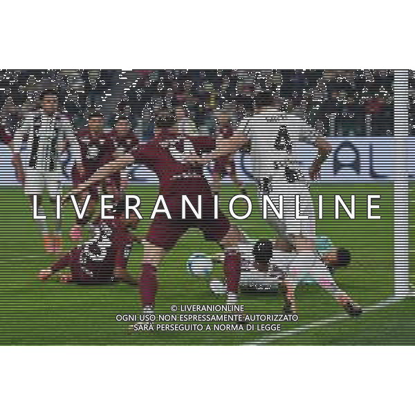 08.11.2025 Allianz Stadium TVAF-©Alessandro Falzone/Ag. Aldo Liverani sas Juventus vs Torino Campionato Serie A Enilive 2025/2026 11a giornata Nella foto: azione in area del torino ©Viganti - AGENZIA ALDO LIVERANI SAS