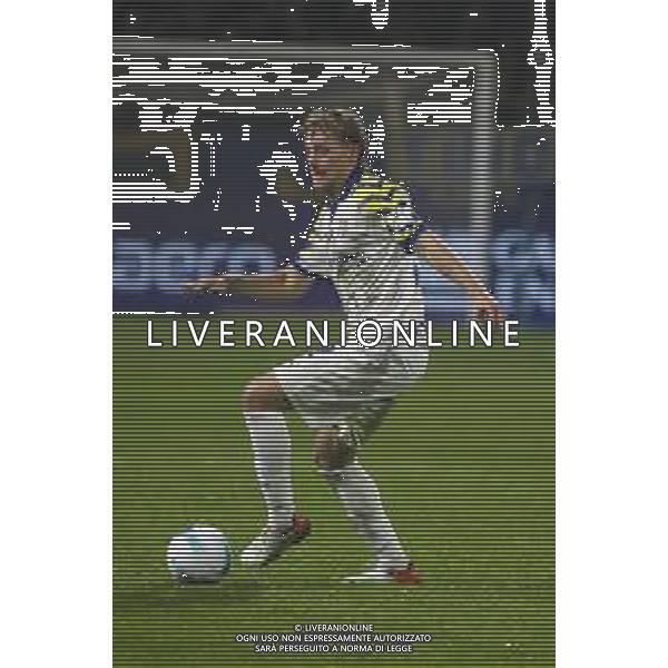 Oliver Sorensen of Parma AC play the ball during Parma Calcio vs AC Milan, 11° Serie A Enilive 2025-26 game at Ennio Tardini stadium in Parma (PR), Italy, on November 08, 2025. (Photo by Davide Casentini)- AGENZIA ALDO LIVERANI SAS