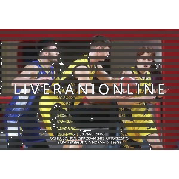 IMOLA 08 11 2025 VIRTUS IMOLA-SOLBAT GOLFO PIOMBINO SERIE B1 NELLA FOTO DA DESTRA LORENZO POLLINI E MARCO MAZZONI VIRTUS IMOLA FOTO GIANNI SANNA-AG ALDO LIVERANI SAS