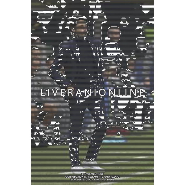 Carlos Cuesta Head Coach of Parma AC gestures during Parma Calcio vs AC Milan, 11° Serie A Enilive 2025-26 game at Ennio Tardini stadium in Parma (PR), Italy, on November 08, 2025. (Photo by Davide Casentini)- AGENZIA ALDO LIVERANI SAS