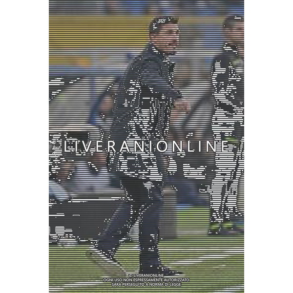 TVRG Como vs Cagliari nella foto Fabio Pisacane allenatore Cagliari Como 08-11-2025 Stadio Giuseppe Sinigaglia Como vs Cagliari Campionato Serie A Enilive - 11a giornata foto Roberto Garavaglia/Agenzia Aldo Liverani sas