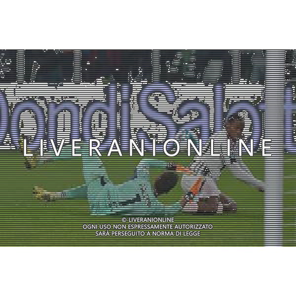 Torino 08.11.2025 Allianz Stadium @Manuela Viganti /Ag. Aldo Liverani sas Juventus vs Torino Campionato Calcio Serie A Enilive 2025/2026 11a giornata Nella foto: jonthan david e alberto paleari