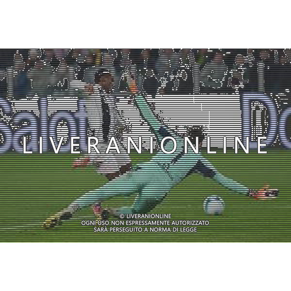 08.11.2025 Allianz Stadium TVAF-©Alessandro Falzone/Ag. Aldo Liverani sas Juventus vs Torino Campionato Serie A Enilive 2025/2026 11a giornata Nella foto: Alberto Paleari-Jonathan David