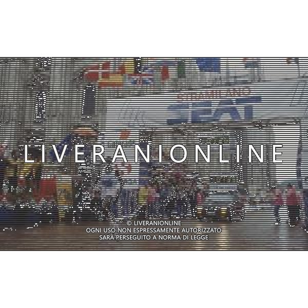 DIAP-RETROSPETTIVA JOHN NGUGI ATLETA NELLA FOTO JOHN NGUGI PARTECIPA ALLA STRAMILANO NELL\'ANNO 1989 AG ALDO LIVERANI SAS