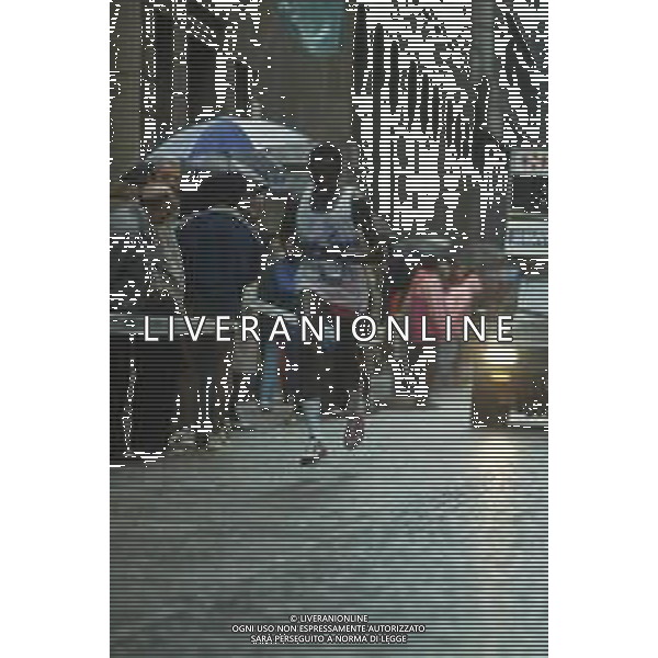 DIAP-RETROSPETTIVA JOHN NGUGI ATLETA NELLA FOTO JOHN NGUGI PARTECIPA ALLA STRAMILANO NELL\'ANNO 1989 AG ALDO LIVERANI SAS