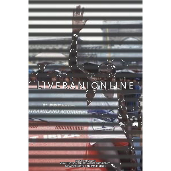 DIAP-RETROSPETTIVA JOHN NGUGI ATLETA NELLA FOTO JOHN NGUGI PARTECIPA ALLA STRAMILANO NELL\'ANNO 1989 AG ALDO LIVERANI SAS