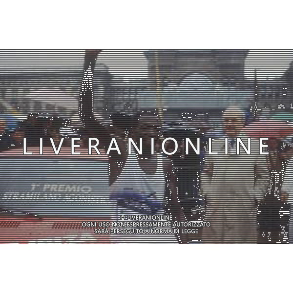 DIAP-RETROSPETTIVA JOHN NGUGI ATLETA NELLA FOTO JOHN NGUGI PARTECIPA ALLA STRAMILANO NELL\'ANNO 1989 AG ALDO LIVERANI SAS