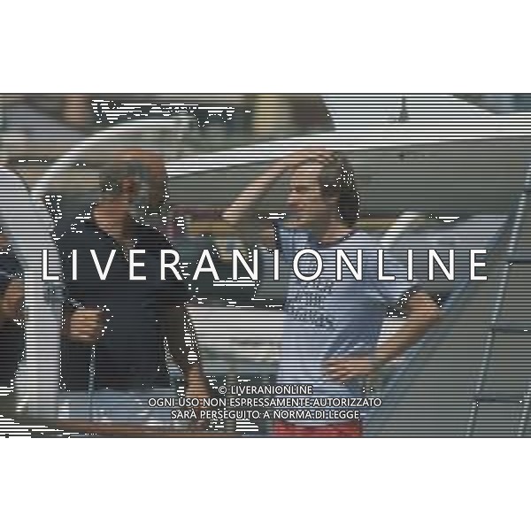 DIAP-RETROSPETTIVA LUCA CORDERO DI MONTEZEMOLO IMPRENDITORE E DIRIGENTE D\'AZIENDA NELLA FOTO LUCA CORDERO DI MONTEZEMOLO IN SARDEGNA NELL\'ANNO 1979 FOTO ENRICO LIVERANI-AG ALDO LIVERANI SAS