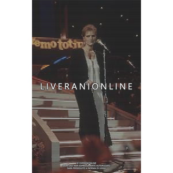 DIAP- RETROSPETTIVA LENA BIOLCATI CANTANTE NELLA FOTO LENA BIOLCATI AL FESTIVAL DI SANREMO SEZIONE NUOVE PROPOSTE NELL’ANNO 1985 AGENZIA ALDO LIVERANI SAS