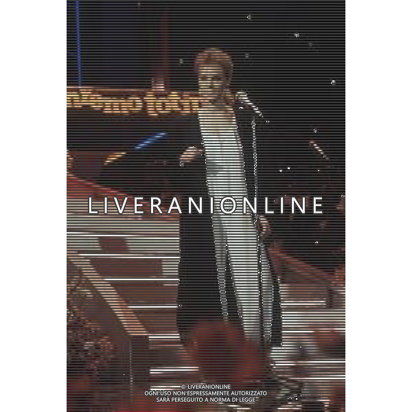 DIAP- RETROSPETTIVA LENA BIOLCATI CANTANTE NELLA FOTO LENA BIOLCATI AL FESTIVAL DI SANREMO SEZIONE NUOVE PROPOSTE NELL’ANNO 1985 AGENZIA ALDO LIVERANI SAS