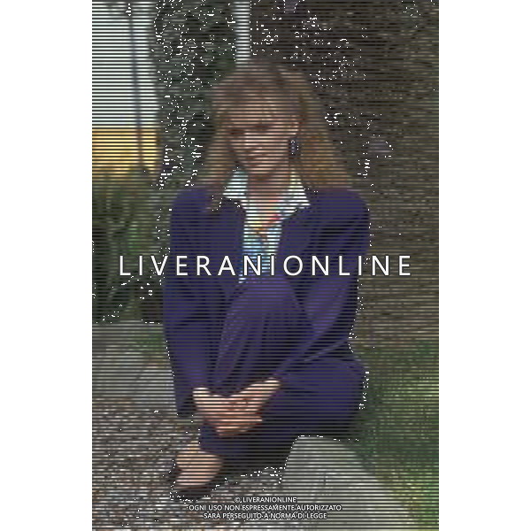 DIAP- RETROSPETTIVA LENA BIOLCATI CANTANTE NELLA FOTO LENA BIOLCATI AL FESTIVAL DI SANREMO SEZIONE NUOVE PROPOSTE NELL’ANNO 1985 AGENZIA ALDO LIVERANI SAS