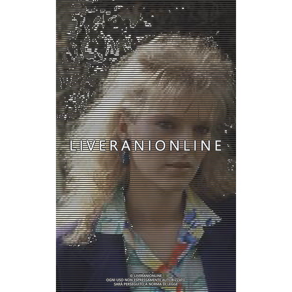 DIAP- RETROSPETTIVA LENA BIOLCATI CANTANTE NELLA FOTO LENA BIOLCATI AL FESTIVAL DI SANREMO SEZIONE NUOVE PROPOSTE NELL’ANNO 1985 AGENZIA ALDO LIVERANI SAS