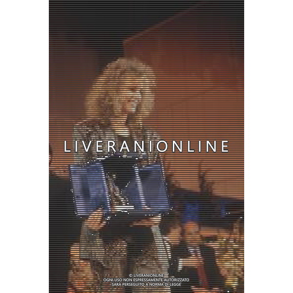 DIAP- RETROSPETTIVA LENA BIOLCATI CANTANTE NELLA FOTO LENA BIOLCATI AL FESTIVAL DI SANREMO VINCITRICE SEZIONE NUOVE PROPOSTE NELL’ANNO 1986 AGENZIA ALDO LIVERANI SAS