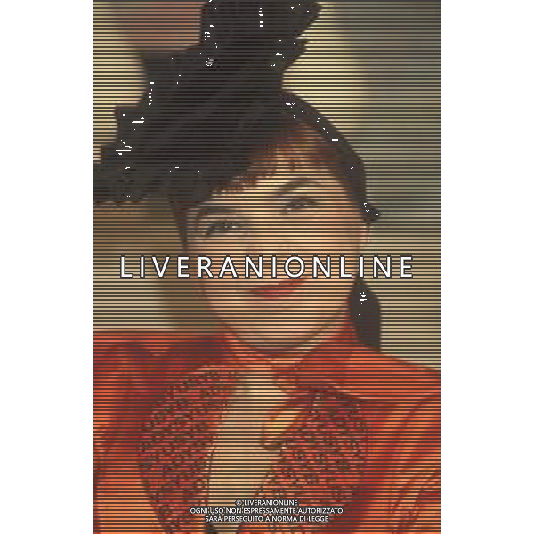 DIAP-RETROSPETTIVA SYUSY BLADY CONDUTTRICE TELEVISIVA NELLA FOTO SYUSY BLADY PRESENTA “IL MANUALE DELLE TAP MODEL “ A MILANO AG ALDO LIVERANI SAS