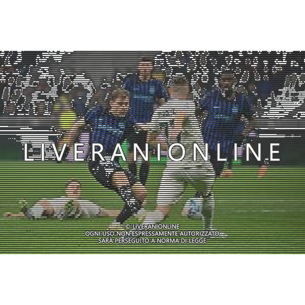 Inter vs Lazio nella foto Nicolò Barella (Inter) occasione da gol Milano 09-11-2025 Stadio Giuseppe Meazza - San Siro Inter vs Lazio Campionato Serie A Enilive -11a giornata foto Roberto Garavaglia/Agenzia Aldo Liverani sas