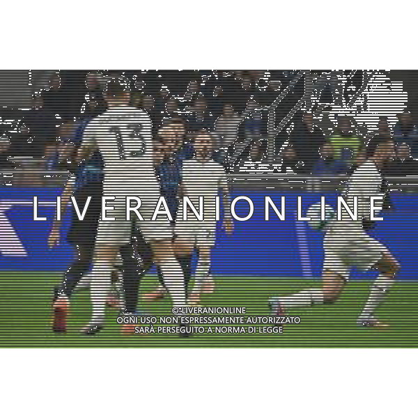 Inter vs Lazio nella foto Lautaro Martinez (Inter) segna il gol dell\'1 a 0 Milano 09-11-2025 Stadio Giuseppe Meazza - San Siro Inter vs Lazio Campionato Serie A Enilive -11a giornata foto Roberto Garavaglia/Agenzia Aldo Liverani sas