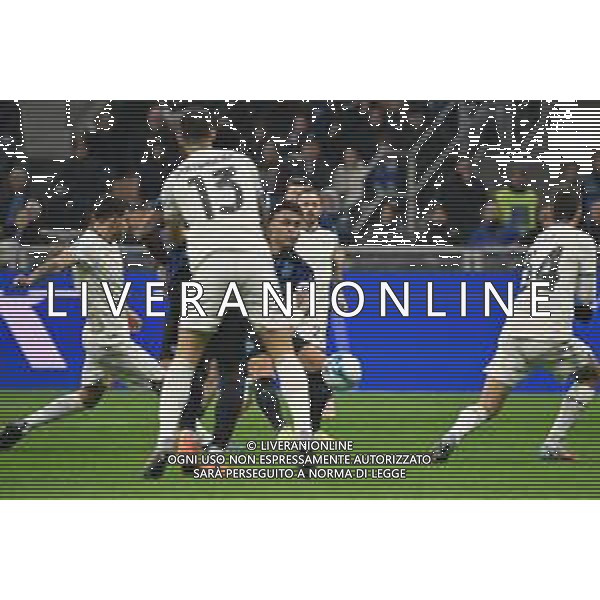 Inter vs Lazio nella foto Lautaro Martinez (Inter) segna il gol dell\'1 a 0 Milano 09-11-2025 Stadio Giuseppe Meazza - San Siro Inter vs Lazio Campionato Serie A Enilive -11a giornata foto Roberto Garavaglia/Agenzia Aldo Liverani sas