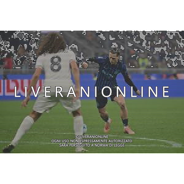 Inter vs Lazio nella foto Piotr Zielinski (Inter) segna il gol del 3 a 0 Milano 09-11-2025 Stadio Giuseppe Meazza - San Siro Inter vs Lazio Campionato Serie A Enilive -11a giornata foto Roberto Garavaglia/Agenzia Aldo Liverani sas