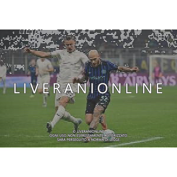 Inter vs Lazio nella foto Adam Marusic (Lazio) e Federico Dimarco (Inter) Milano 09-11-2025 Stadio Giuseppe Meazza - San Siro Inter vs Lazio Campionato Serie A Enilive -11a giornata foto Roberto Garavaglia/Agenzia Aldo Liverani sas