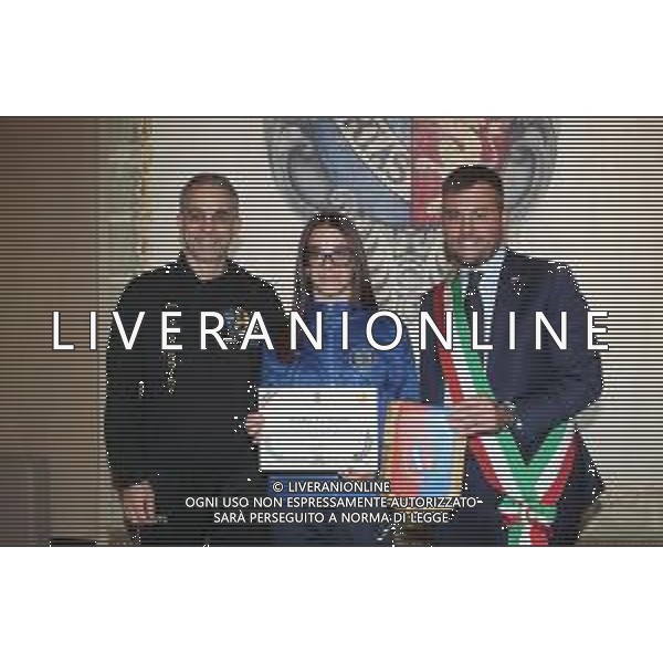 IMOLA 03 11 2025 BRONZO MONDIALE PER L\'IMOLESE NADIA LO SAPIO:IL SINDACO MARCO PANIERI LA RICEVE IN MUNICIPIO NELLA FOTO DA SINISTRA MAESTRO DI NADIA LO SAPIO DAVIDE GIOVANNINI,NADIA LO SAPIO E SINDACO DI IMOLA MARCO PANIERI ©SANNA - AGENZIA ALDO LIVERANI SAS