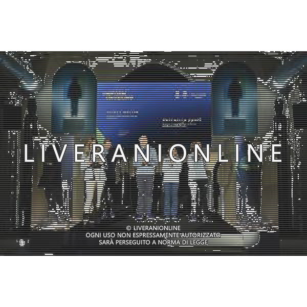 TVRG Divise volontari Milano Cortina 2026 nella foto un momento della cerimonia Milano 12-11-2025 Presentate le divise per i volontari che lavoreranno ai Giochi Olimpici invernali Milano Cortina 2026 foto Roberto Garavaglia/Agenzia Aldo Liverani sas