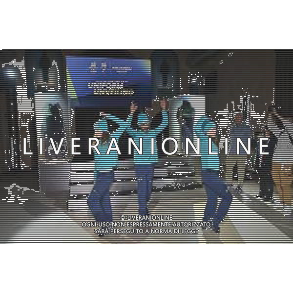 TVRG Divise volontari Milano Cortina 2026 nella foto le divise Milano 12-11-2025 Presentate le divise per i volontari che lavoreranno ai Giochi Olimpici invernali Milano Cortina 2026 foto Roberto Garavaglia/Agenzia Aldo Liverani sas