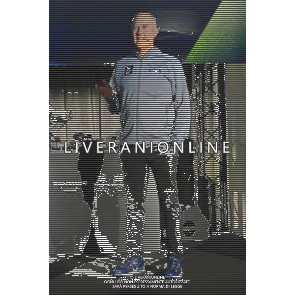 TVRG Divise volontari Milano Cortina 2026 nella foto Andrea Parmeggiani Milano 12-11-2025 Presentate le divise per i volontari che lavoreranno ai Giochi Olimpici invernali Milano Cortina 2026 foto Roberto Garavaglia/Agenzia Aldo Liverani sas