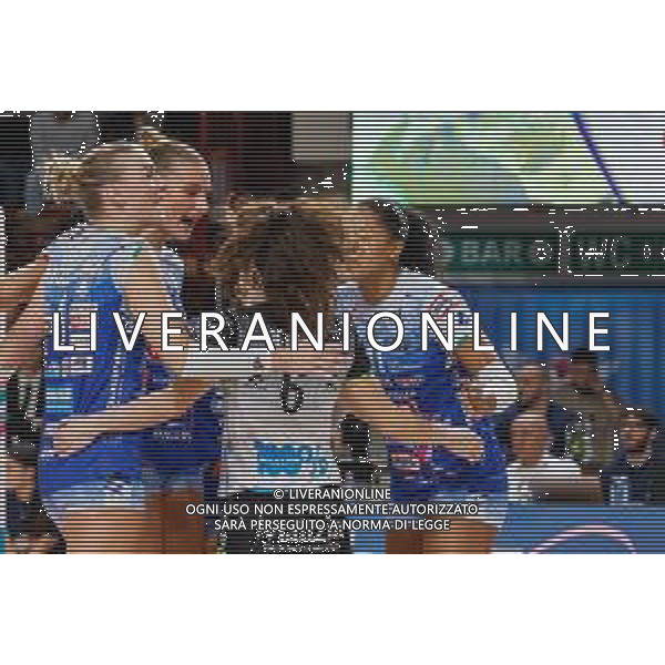 Serie A1 Tigota’ Igor Novara - Megabox Vallefoglia. Novara - 12 Novembre 2025. Nella foto esultanza sestetto Igor Novara FOTO ANDREA MARANGON - AG ALDO LIVERANI SAS - Campionato Volley Femminile