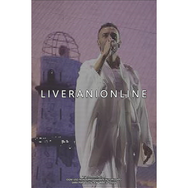 Roma 13 Novembre 2025 Marco Mengoni live al Palazzo dello Sport di Roma durante il suo ‘Live in Europe 2025’ Tour Nella Foto: Marco Mengoni Foto Credit: Andrea Bracaglia- AGENZIA ALDO LIVERANI SAS