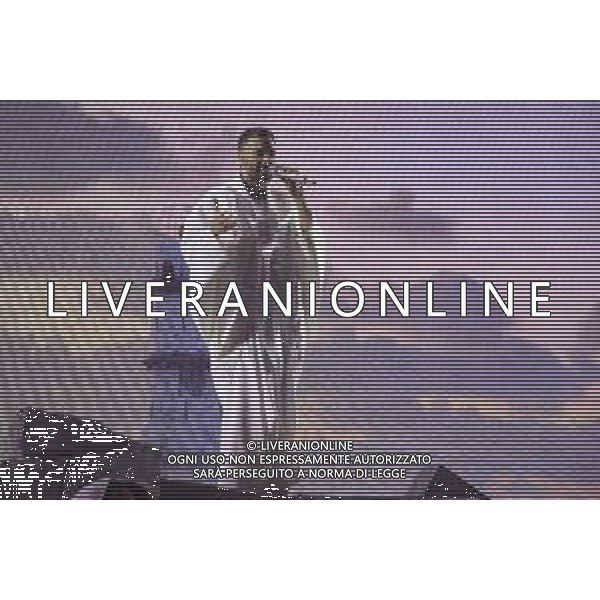 Roma 13 Novembre 2025 Marco Mengoni live al Palazzo dello Sport di Roma durante il suo ‘Live in Europe 2025’ Tour Nella Foto: Marco Mengoni Foto Credit: Andrea Bracaglia- AGENZIA ALDO LIVERANI SAS