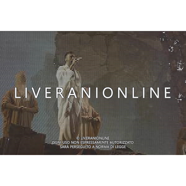 Roma 13 Novembre 2025 Marco Mengoni live al Palazzo dello Sport di Roma durante il suo ‘Live in Europe 2025’ Tour Nella Foto: Marco Mengoni Foto Credit: Andrea Bracaglia- AGENZIA ALDO LIVERANI SAS