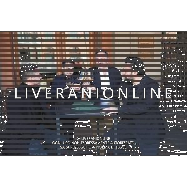 IMOLA 14 11 2025 PIAZZA MATTEOTTI CONFERENZA STAMPA un anno dopo l’apertura DEL RISTORANTE SEMPLICE NELLA FOTO DA SINISTRA FRANCESCO CIORIA,GIACOMO MARCATTILII,DAVIDE CAMANZI E MAX MASCIA SOCI DEL RISTORANTE SEMPLICE ©SANNA - AGENZIA ALDO LIVERANI SAS