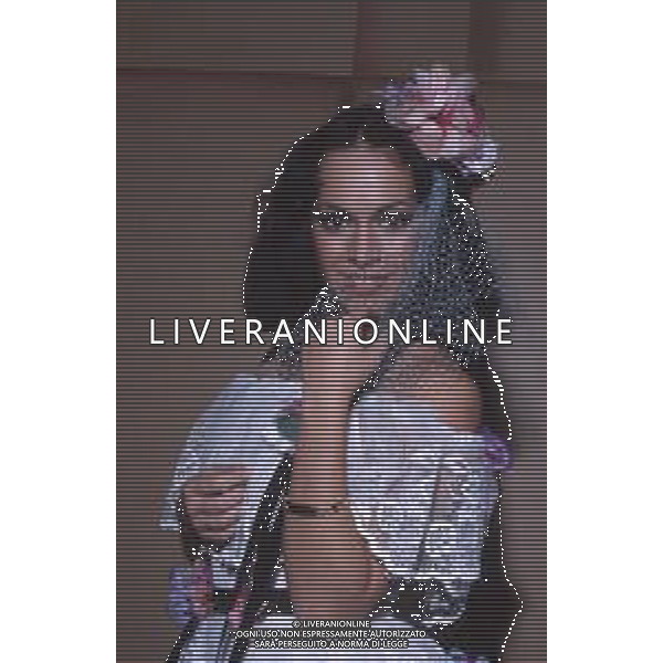 DIAP-RETROSPETTIVA DORA MORONI CANTANTE E PRESENTATRICE TELEVISIVA NELLA FOTO DORA MORONI VESTITO DA SPOSA A ROMA FOTO EDGARDO DELLA SCORCIOSA-AG ALDO LIVERANI SAS  