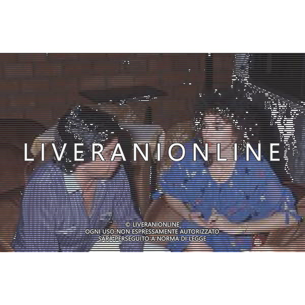 DIAP-RETROSPETTIVA DORA MORONI CANTANTE E PRESENTATRICE TELEVISIVA NELLA FOTO DORA MORONI CON BRUNO OLIVIERO FOTO MARIO DOTTI-AG ALDO LIVERANI SAS 