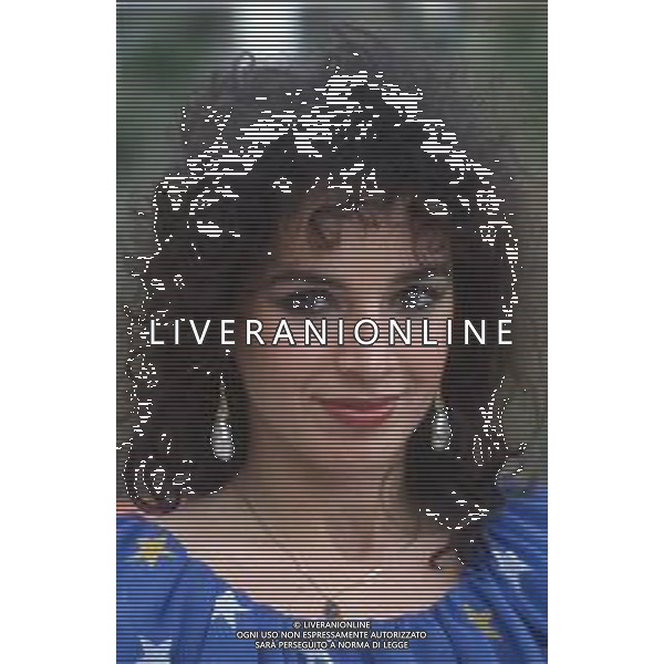 DIAP-RETROSPETTIVA DORA MORONI CANTANTE E PRESENTATRICE TELEVISIVA NELLA FOTO DORA MORONI FOTO MARIO DOTTI-AG ALDO LIVERANI SAS 