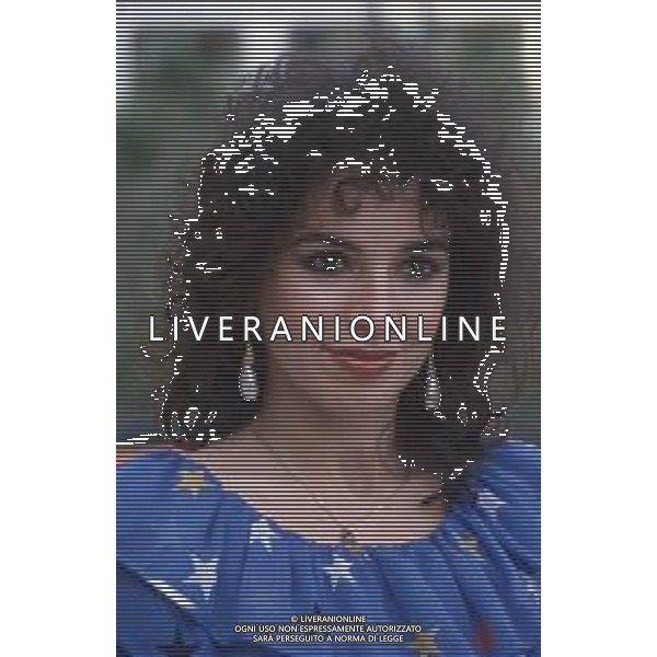 DIAP-RETROSPETTIVA DORA MORONI CANTANTE E PRESENTATRICE TELEVISIVA NELLA FOTO DORA MORONI FOTO MARIO DOTTI-AG ALDO LIVERANI SAS 