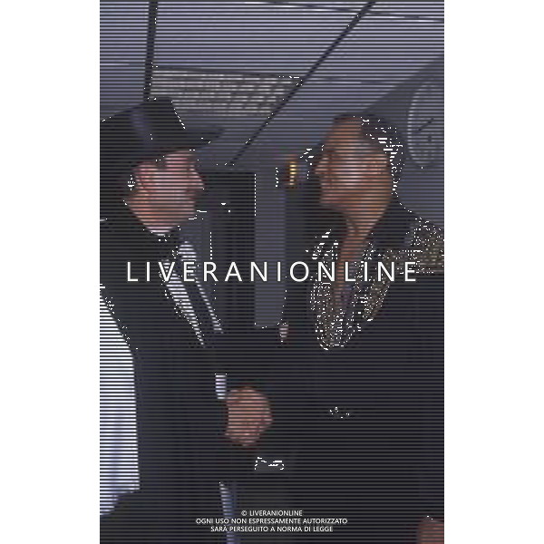 DIAP-RETROSPETTIVA -HARRY BELEFONTE CANTANTE NELLA FOTO HARRY BELAFONTE NELL\'ANNO 1988 A MILANO OSPITE DELLA TRSMISSIONE TELEVISIVA “RAFFAELLA CARRA\' SHOW “ AG ALDO LIVERANI SAS