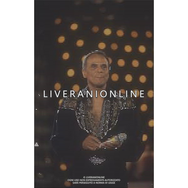 DIAP-RETROSPETTIVA -HARRY BELEFONTE CANTANTE NELLA FOTO HARRY BELAFONTE NELL\'ANNO 1988 A MILANO OSPITE DELLA TRSMISSIONE TELEVISIVA “RAFFAELLA CARRA\' SHOW “ AG ALDO LIVERANI SAS