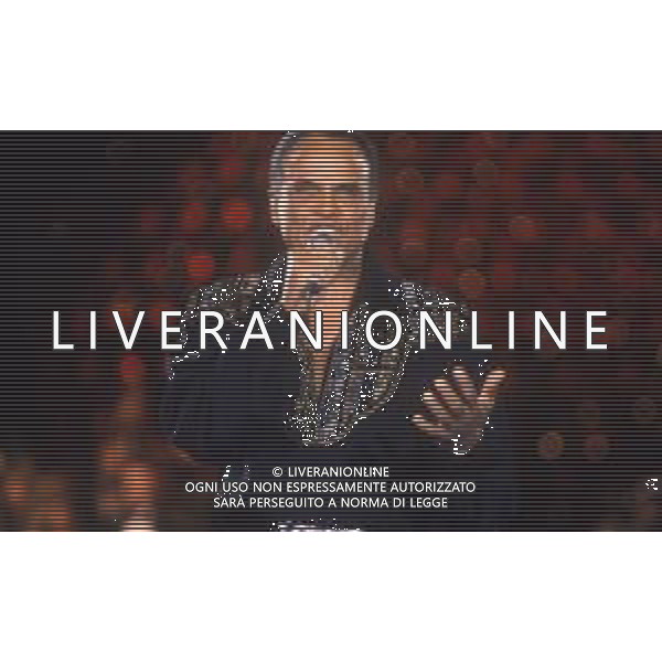 DIAP-RETROSPETTIVA -HARRY BELEFONTE CANTANTE NELLA FOTO HARRY BELAFONTE NELL\'ANNO 1988 A MILANO OSPITE DELLA TRSMISSIONE TELEVISIVA “RAFFAELLA CARRA\' SHOW “ AG ALDO LIVERANI SAS