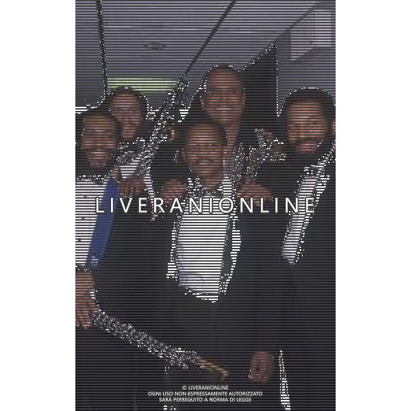 DIAP-RETROSPETTIVA -HARRY BELEFONTE CANTANTE NELLA FOTO HARRY BELAFONTE NELL\'ANNO 1988 A MILANO OSPITE DELLA TRSMISSIONE TELEVISIVA “RAFFAELLA CARRA\' SHOW “ AG ALDO LIVERANI SAS