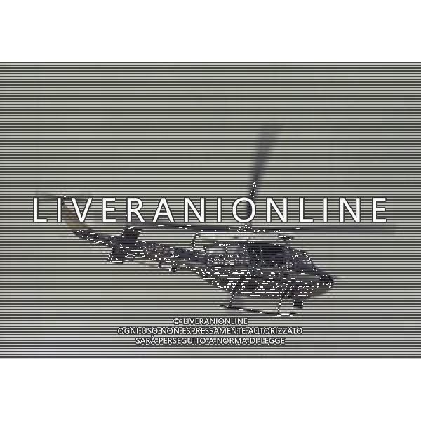 NEG-25-03-2001 PISA-CAMPIONATO DI CALCIO SERIE B PISA-LIVORNO 0-2 A TAVOLINO PER DISORDINI TRA LE TIFOSERIE NELLA FOTO ELICOTTERO DEI CARABINIERI SORVOLA LO STADIO AG ALDO LIVERANI SAS