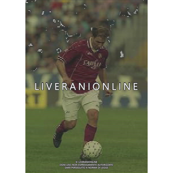 NEG-25-03-2001 PISA-CAMPIONATO DI CALCIO SERIE B PISA-LIVORNO 0-2 A TAVOLINO PER DISORDINI TRA LE TIFOSERIE NELLA FOTO TONINO MARTINO AG ALDO LIVERANI SAS