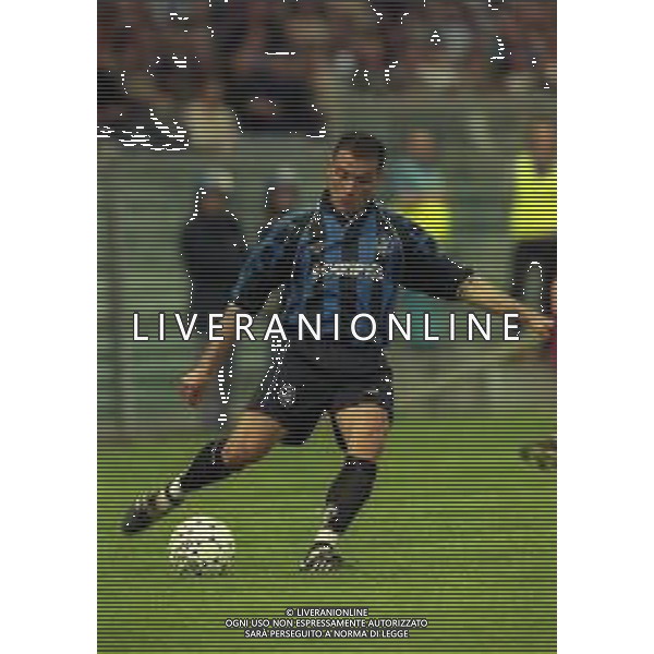 NEG-25-03-2001 PISA-CAMPIONATO DI CALCIO SERIE B PISA-LIVORNO 0-2 A TAVOLINO PER DISORDINI TRA LE TIFOSERIE NELLA FOTO AZIONE DI GIOCO AG ALDO LIVERANI SAS