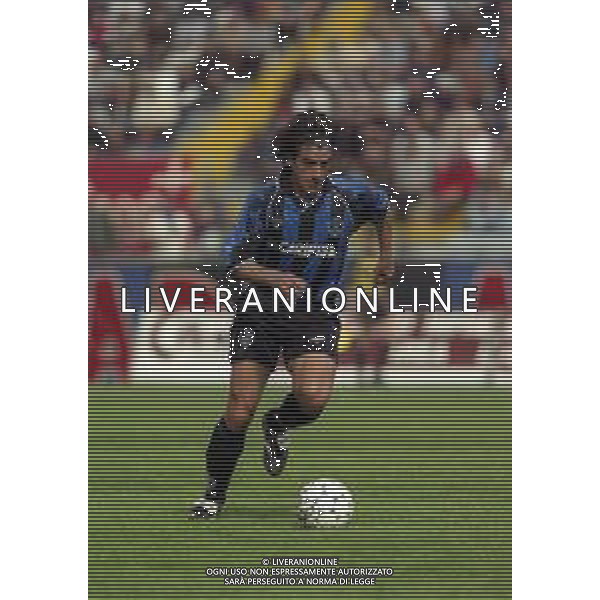 NEG-25-03-2001 PISA-CAMPIONATO DI CALCIO SERIE B PISA-LIVORNO 0-2 A TAVOLINO PER DISORDINI TRA LE TIFOSERIE NELLA FOTO AZIONE DI GIOCO AG ALDO LIVERANI SAS