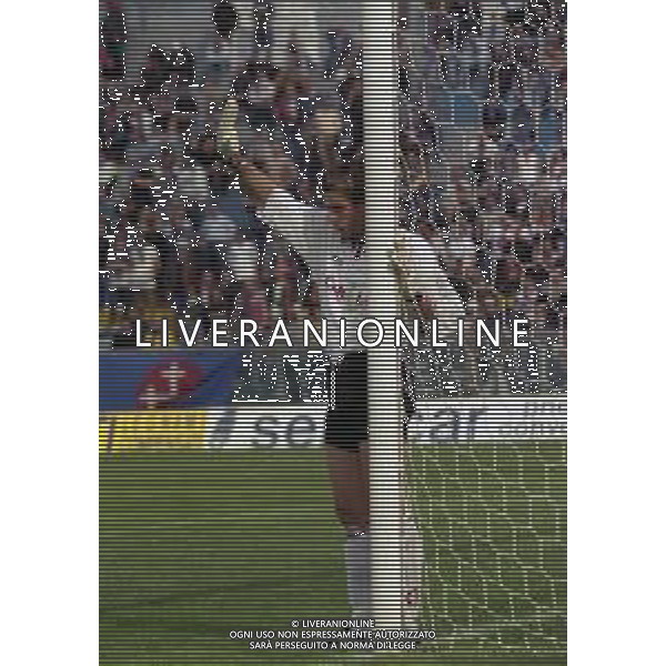 NEG-25-03-2001 PISA-CAMPIONATO DI CALCIO SERIE B PISA-LIVORNO 0-2 A TAVOLINO PER DISORDINI TRA LE TIFOSERIE NELLA FOTO ANDREA IVAN AG ALDO LIVERANI SAS