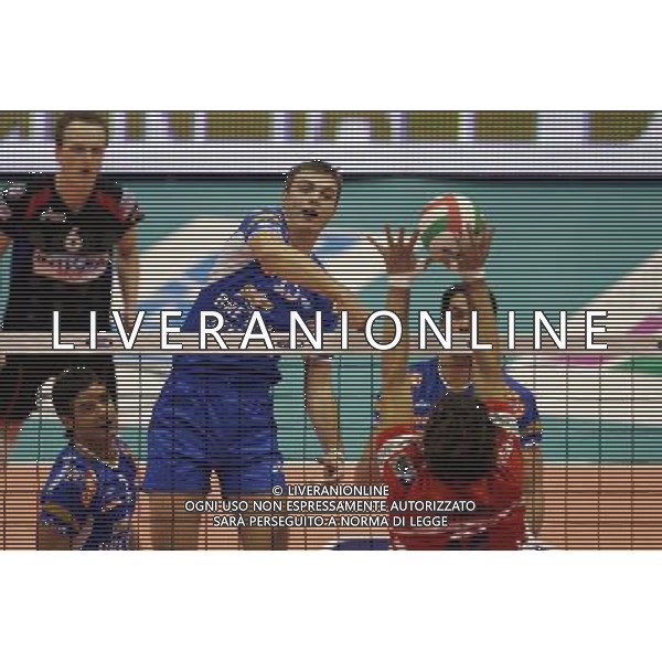 Cuneo - Piacenza finale Coppa italia Tim cup Volley Forli 2006 nella foto: Cozzi - Cuneo ph rosa/agenzia aldo liverani